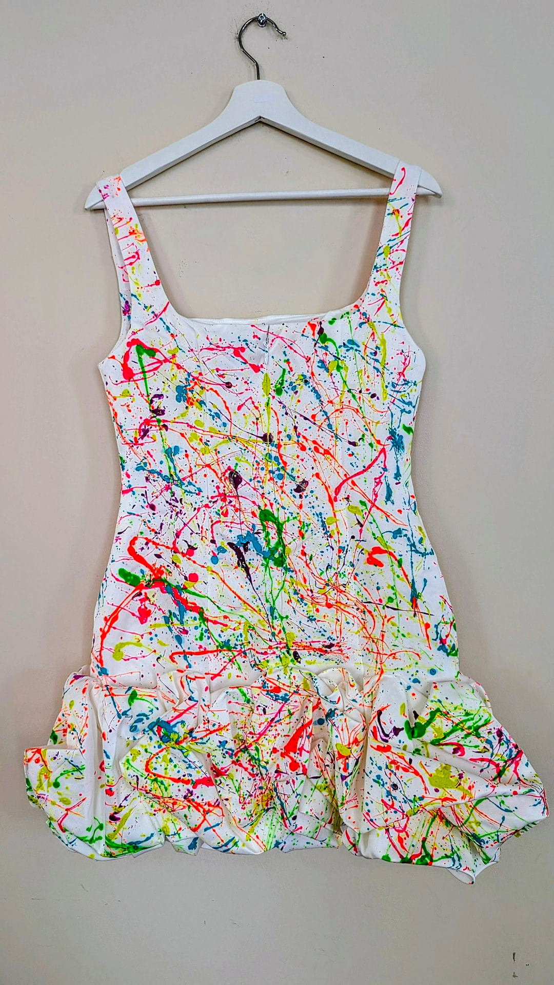 Glow Party Dresses: image 2